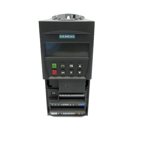 New SIEMENS 6SE6440-2UD13-7AA1 380-480V 2.2A AS PICTURED NSNP knox500118240-6SE6440-2UD13-7AA1 - Product Image