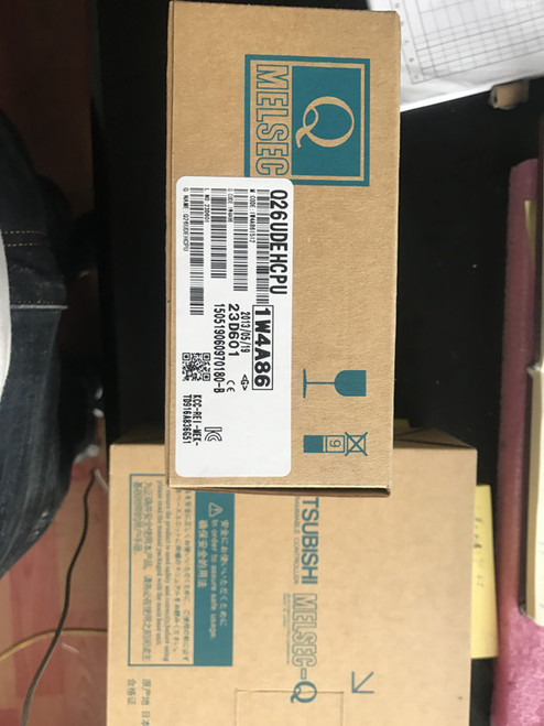 New NEW Q26UDEHCPU Ship for DHL or EMS  - Product Image