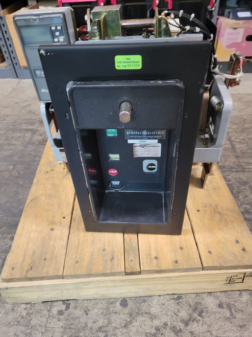 New GE AKRT-10D-50H Low Voltage Breaker. - Product Image