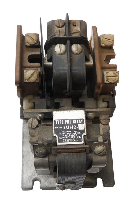 Joslyn Clark 5Uh2 Relay Type Pml 10A 600Vac W/ Kpmh-11 Latch Unit Type Pml
