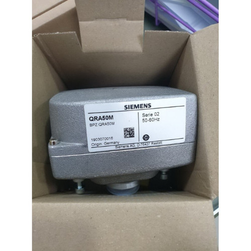 New New Siemens QRA50M Flame Detector QRA50M - Product Image