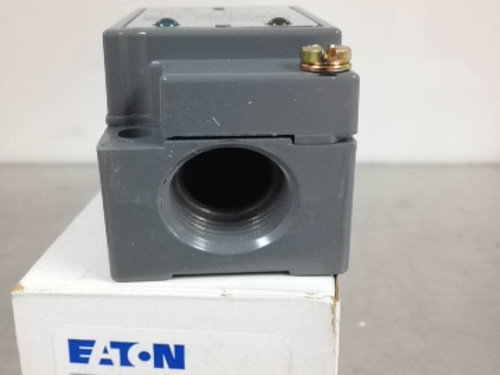 Upto 8 New at Mostelectric E51alt5 Cutler Hammer New