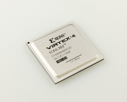Xc4vlx60-10ff668ces Xilinx Ic