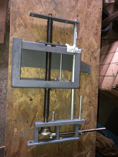 Ge 0834c0194g007 500-1200 Amp Right Hand Elevating Mechanism Magne Blast Am