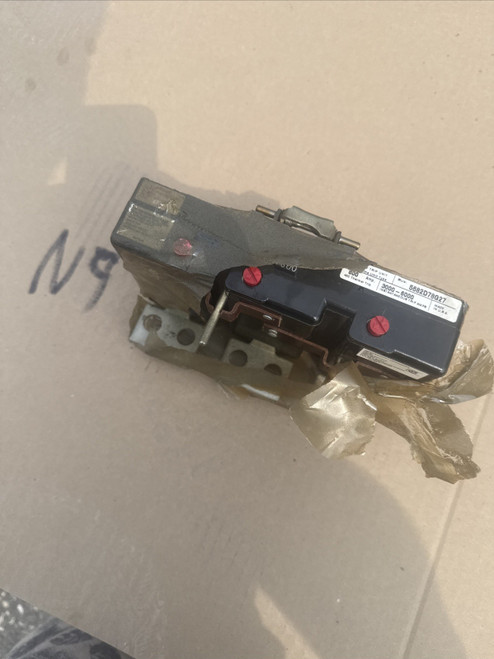 Westinghouse Nb3800pt 5682d78g27 800a Nsmp