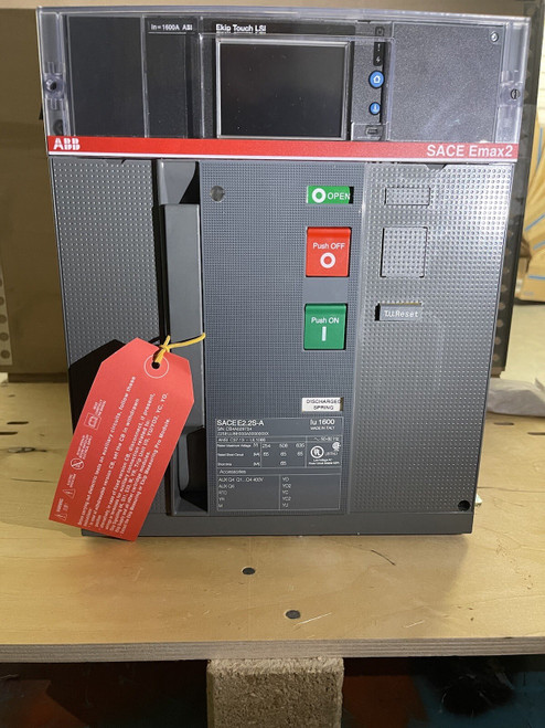 Abb Z2seujbe000a000000xx Air Circuit Breaker - 600 Vac, 1600 Amp, Three Pole