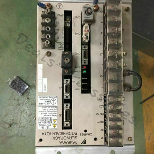 USED Sgdm-50ad-hq1a Servo Drive Unit
