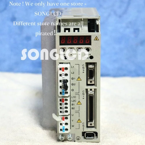 1pcs Sgdm-04fdy143 Servo Motor Drive for Precision Applications