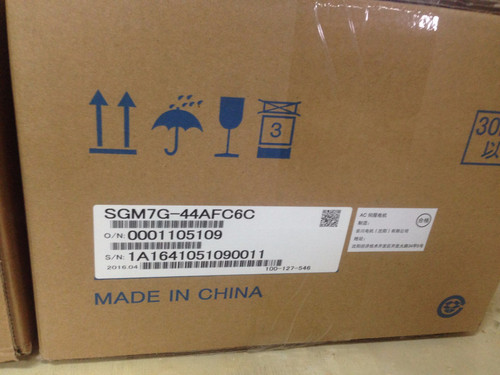 *YASKAWA Yaskawa Sgm7g-44afc6c Servo Motor - Precision Control - New