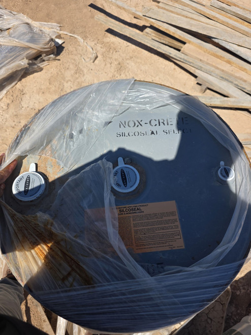 Nox-crete Silcoseal Select Tilt-up Cure & Bondbreaker 55 Gallon Drum