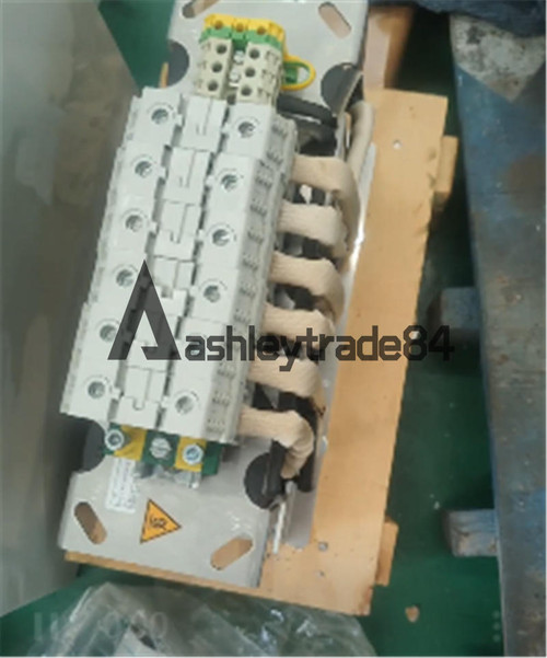 Siemens 6sl3000-0de25-5aa1 Industrial Control Module
