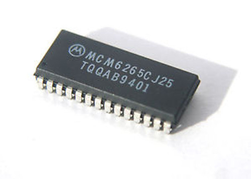 1000pcs 8K x 9 Bit Fast Static RAM MCM6265CJ25R2 MCM6265C