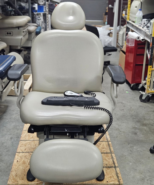 Midmark 630-003 Exam Power Chair with Hand and Foot Control