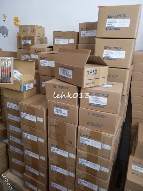 1PCS Sgmps-04aca4c Industrial Equipment - New Condition
