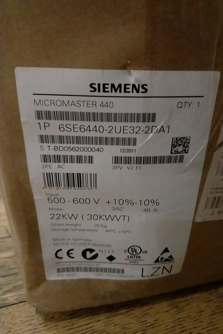 1PC Siemens 6se6440-2ue32-2da1 Inverter