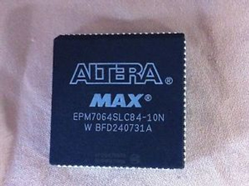 100pcs EPM7064SLC84-10N ALTERA ( EPM7064SLC84, EPM7064SLC84-10) - IC NEW