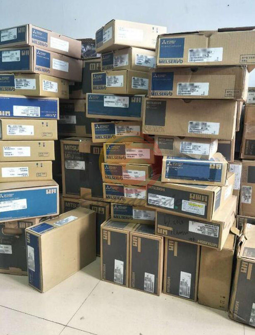 One New Mitsubishi Mr-j2s-500a-rc218 Mrj2s500a-rc218 Mrj2s500arc218