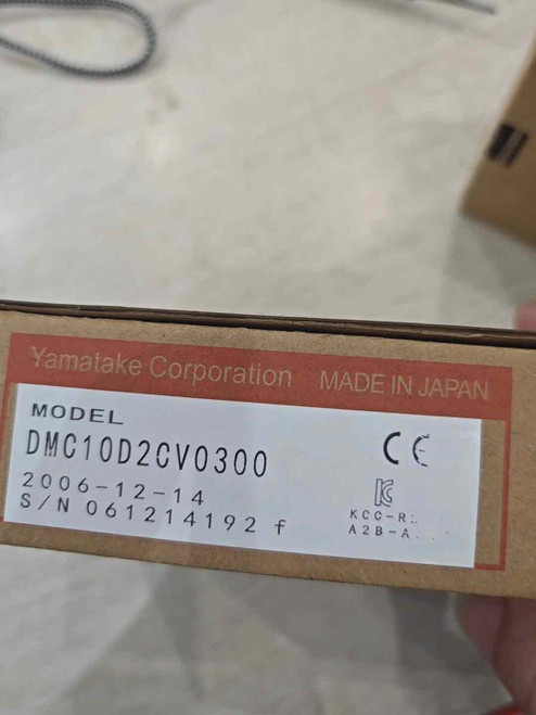 1pcs New Dmc10d2cv0300 Temperature Controller