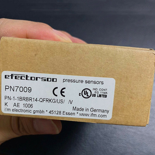 One New for Ifm Pressure Sensor Pn7009