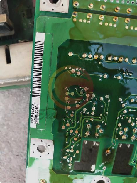 One Used Lenze Inverter Drive Board 8222lp.3g 8222lp.3g.xx.v004