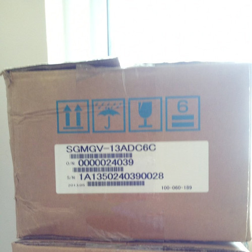 1ps New Yaskawa Servo Motor Sgmgv-13adc6c
