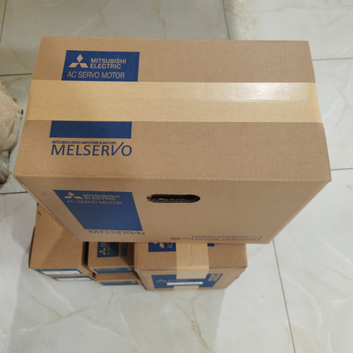 1pc New Mitsubishi Hf203s-a42 Hf203s-a42 Servo Motor