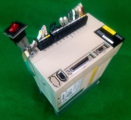 Yaskawa Sgds-15a01a Servo Driver Used Equipment