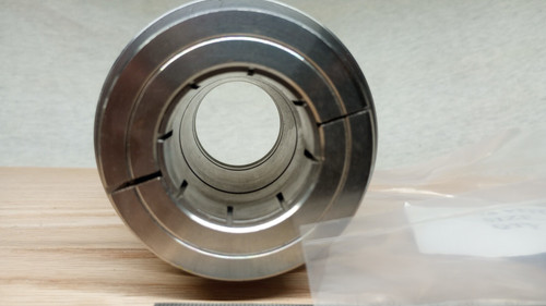 Rigaku Rotary Motion High Vacuum Feedthrough