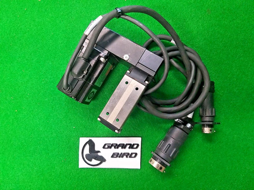 Amat 0190-45631 Ac Servomotor P30b0403dxs00m Used