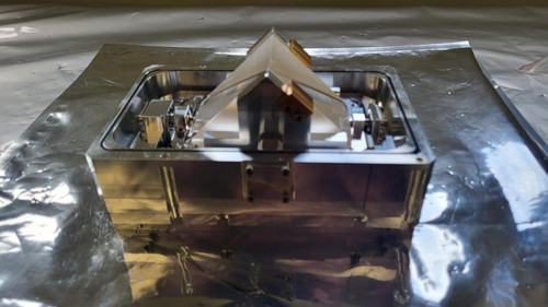 Nikon Sliding Prism for Optical Applications