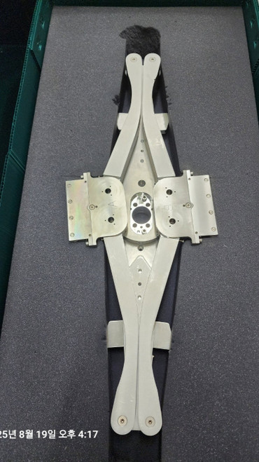 Brooks-automation 002-0016-35 Dual Arm Robot for Automation