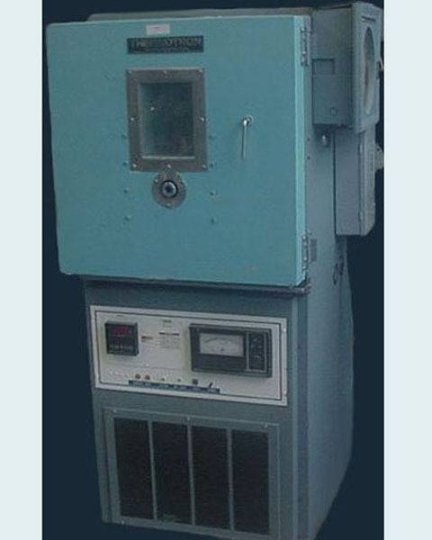 Thermotron Humidity Chamber