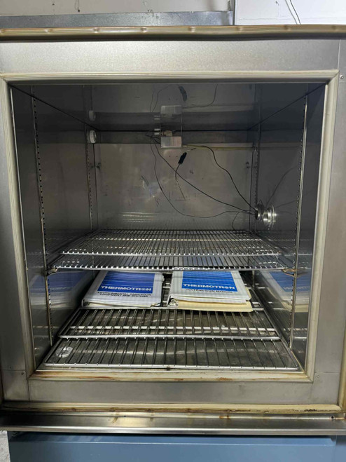 Thermotron Sm 8 C Temperature & Humidity Testing Chamber