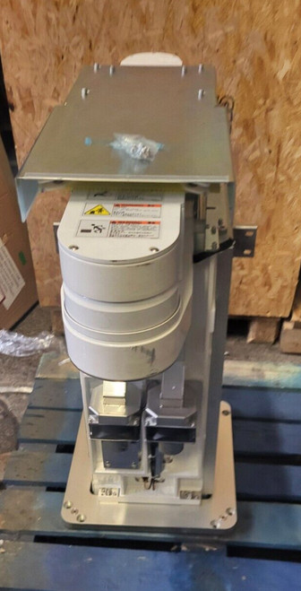 Yaskawa Xu-rc111 Xu-rc1110m-b00 Manipulator and Controller