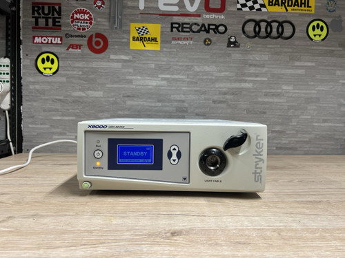 Stryker X8000 Light Source - Used Medical Equipment