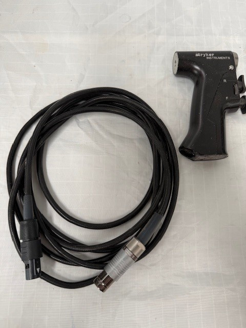 Stryker Core Universal Driver 5400-99 with Power Cable
