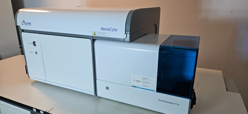 Agilent Acea Novocyte 3000 Flow Cytometer System