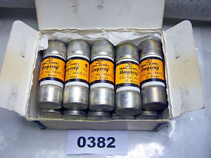 (0382) 10 Amp Trap A4J15 Fuses 15A Nema J