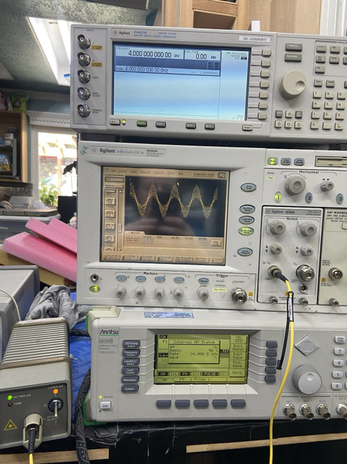 Agilent 86100a Oscilloscope with 83484b 86109a Modules