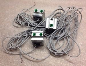 3 SMC CDQ2A32-10D-A73ZS & D-A73 CDQ2A32-10D Shipsameday #104N