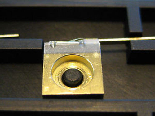 808nm 3W 100?m Aperture C-Mount Laser Diode with Microlens