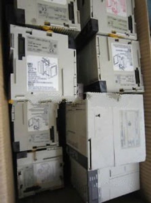 NEW OMRON C200HS-CPU21-E Programmable Controller CPU21 Unit 100-120/200-240VAC