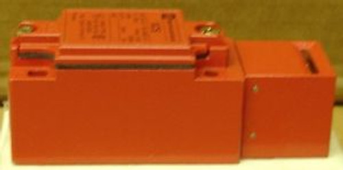 #SLS1B14 New Telemecanique Safety Limit Switch XCS A803  #8127MO