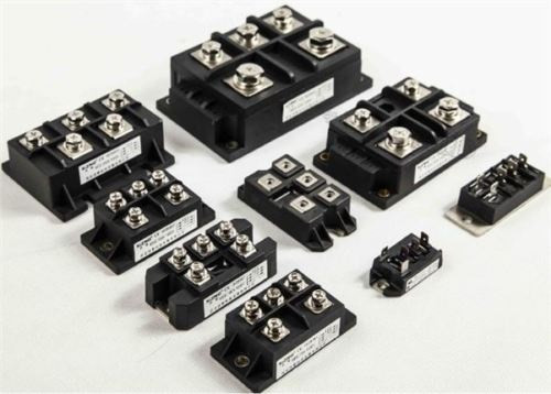 NEW  1PCS FG2000FX-100DA FG2000FX100DA MITSUBISHI MODULE