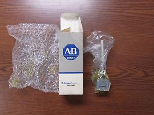 AB ALLEN BRADLEY Z-18210 OPERATING HEAD NEW