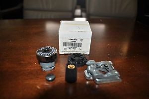 TELEMECANIQUE ZB4BD922 HEAD AND MOUNTING BASE