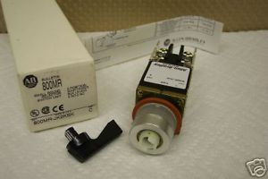 ALLEN BRADLEY 800MR-JK2KBK SMALL SELECTOR SWITCH 3-POSTION MAINTAINED NEW IN BOX