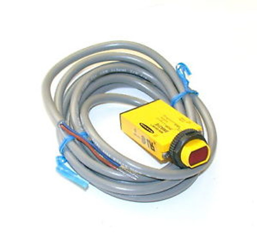 2 NEW BANNER PHOTOELECTRIC EMITTERS MODEL 26058  SMA31E 2 NEW BANNER PHOTOELECTRIC EMITTERS MODEL 26058  SMA31E