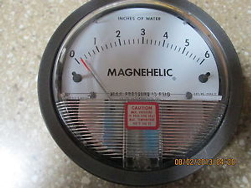 New Dwyer Magnehelic Differential Pressure Gage MODEL 1W485 (NEW)