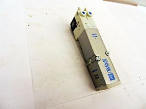 #SLS1F521 New Festo Magnetventil Model-537956 Or VMPA2-M1H-E-PI   13922ELL